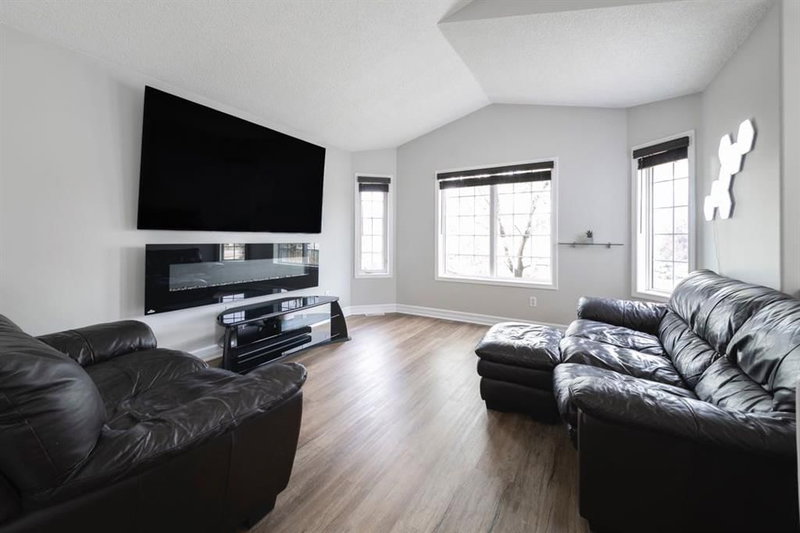 109 Laurier Road