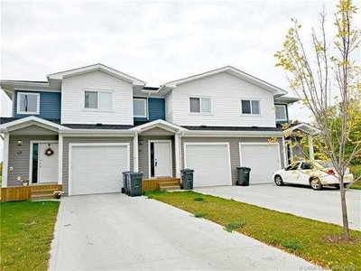 49 Hawthorn Place