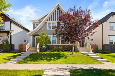 855 Mahogany Boulevard SE