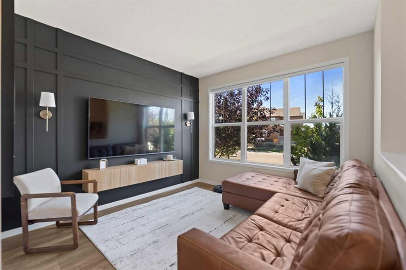 855 Mahogany Boulevard SE