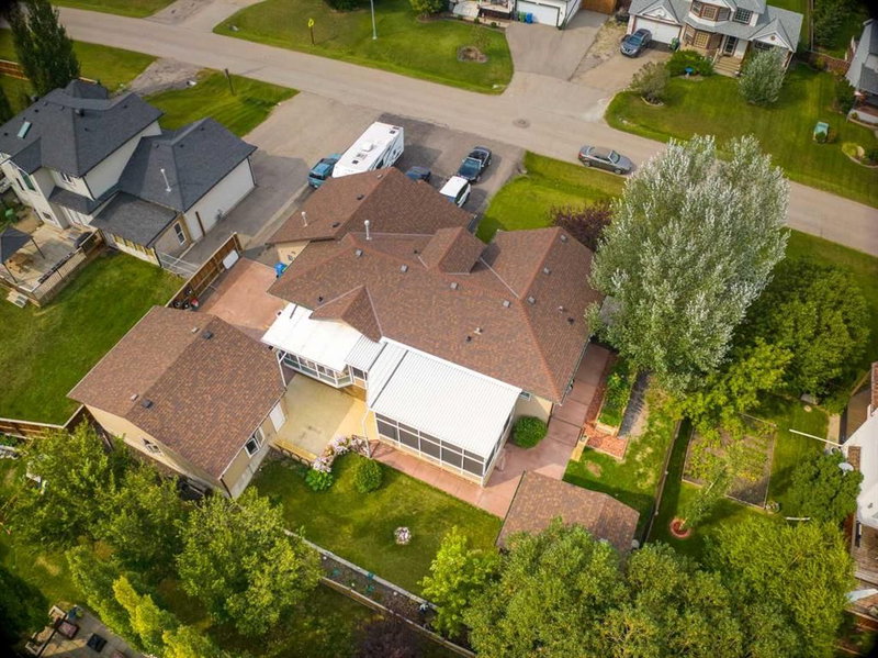 11 Wenstrom Crescent NE