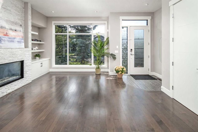 464 29 Avenue NW, Mount Pleasant — interior photo 7