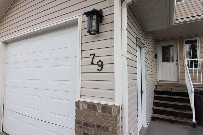 79 Vista Road SE