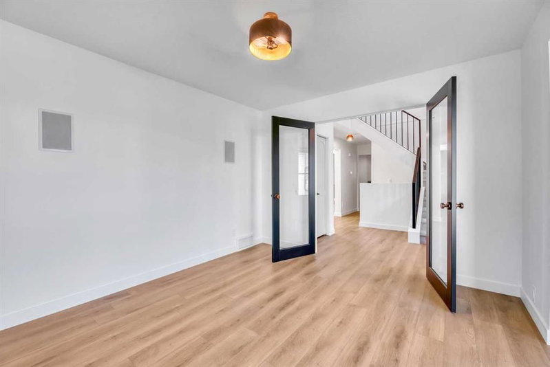 238 Hawktree Bay NW, Hawkwood — interior photo 7
