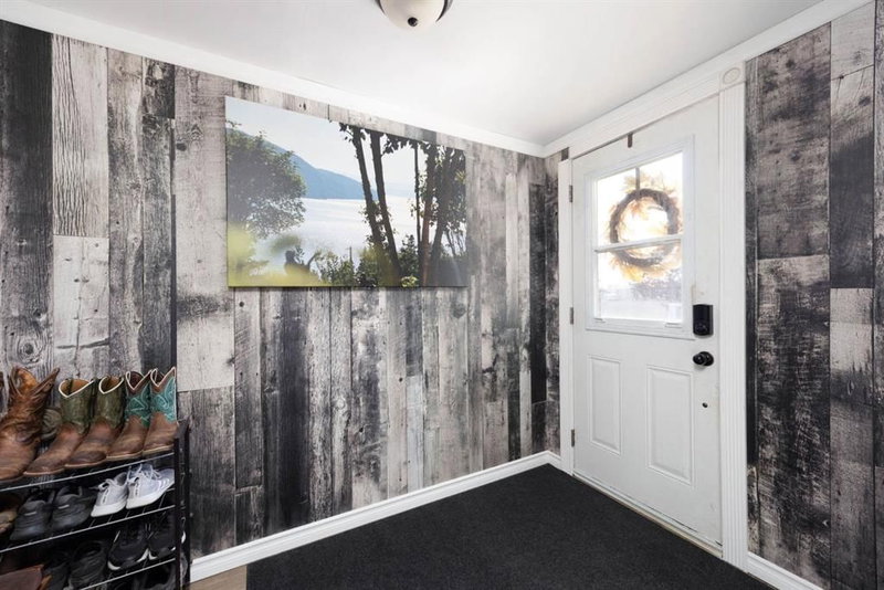 136 Sumac Crescent