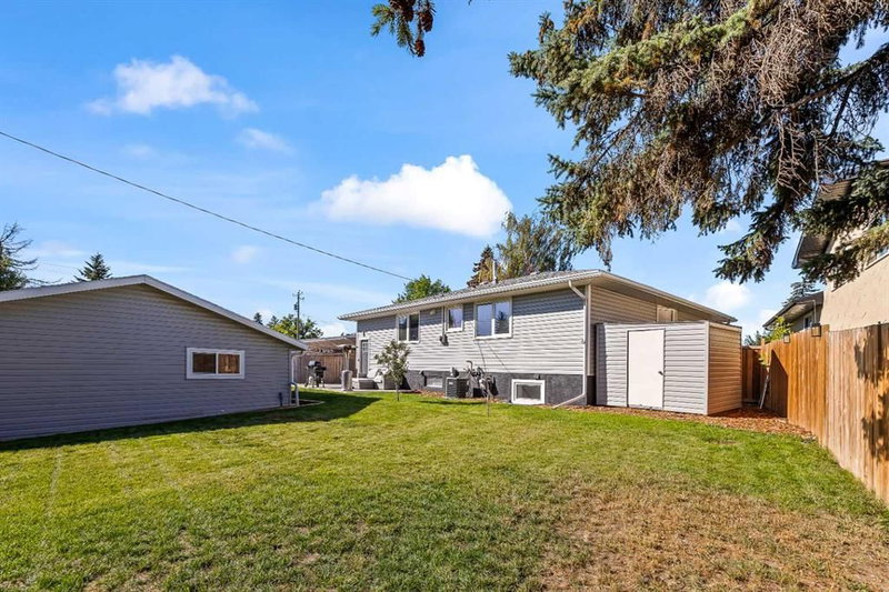 128 Doverthorn Bay SE