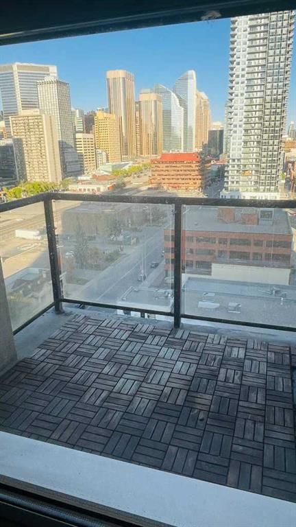 1206, 1053 10 Street SW, Beltline — interior photo 6