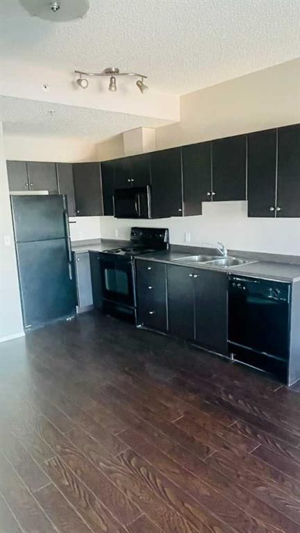 1206, 1053 10 Street SW, Beltline — interior photo 7