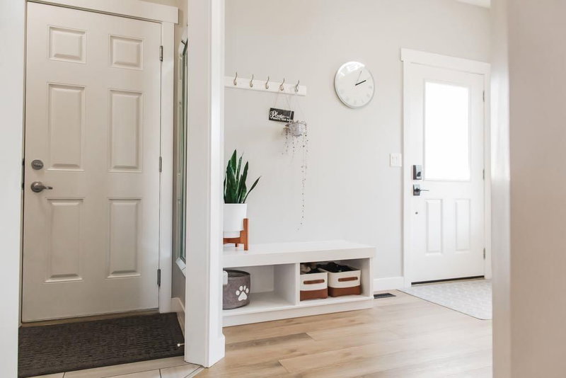 8878 85A Avenue
