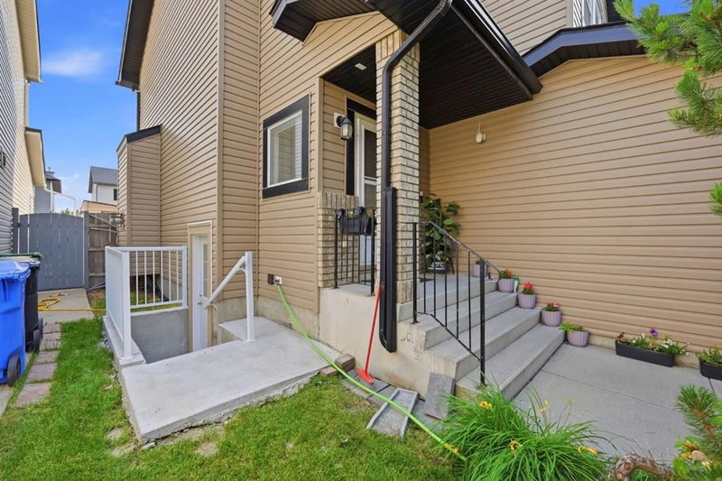 54 Saddlecreek Crescent NE, Saddle Ridge — photo 3