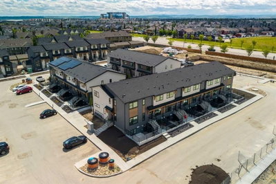 1112 - 135 Mahogany Parade SE