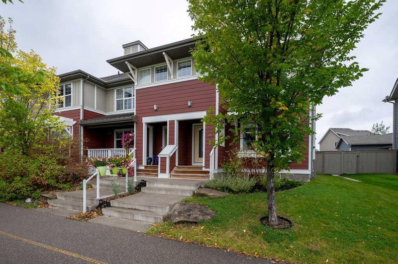 25 Marine Drive SE