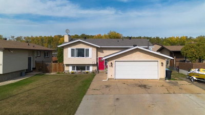307 Cochrane Crescent