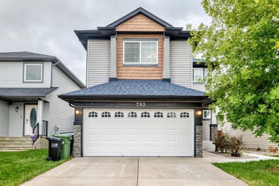 793 Luxstone Landing