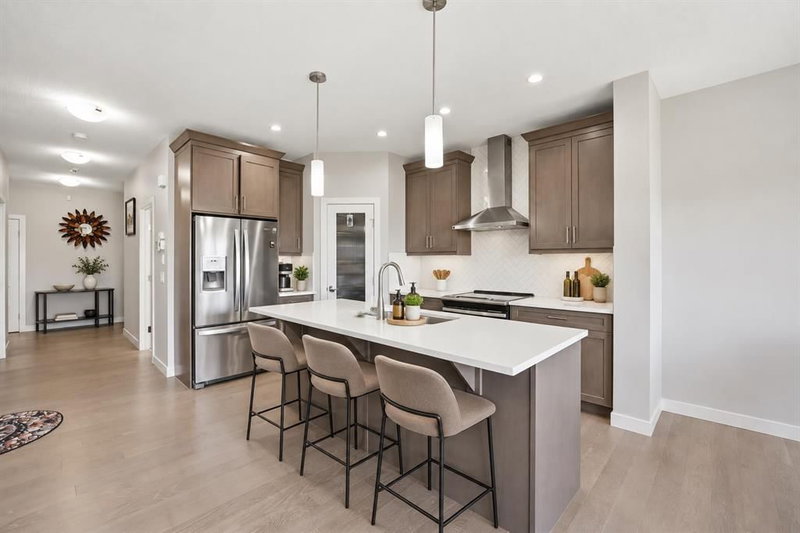 107 Savanna Way NE, Saddle Ridge — interior photo 6