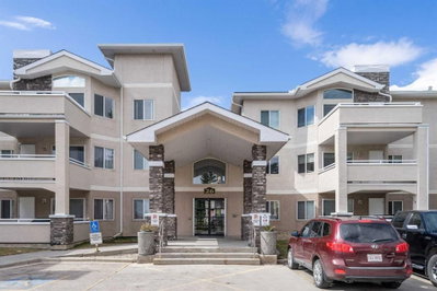 217 - 26 Country Hills View NW