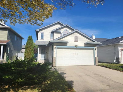 717 Harvest Hills Drive NE