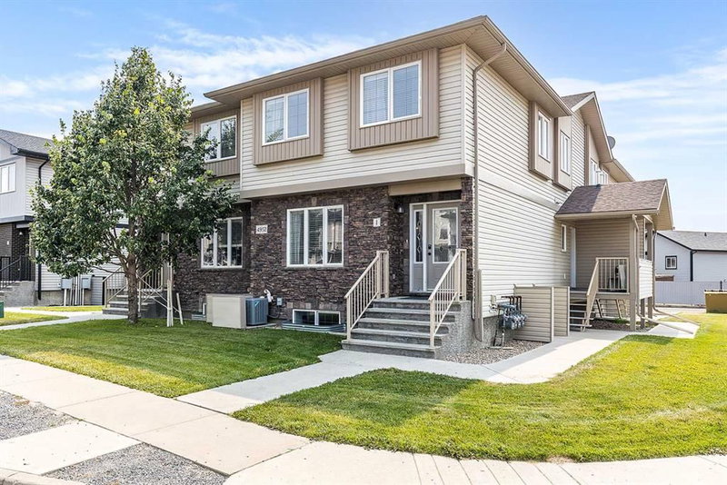 1 - 4952 Southlands Drive SE