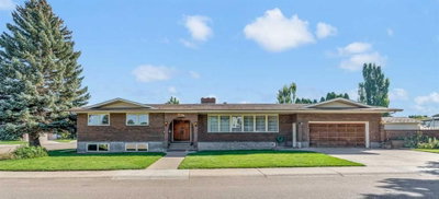 167 Primrose Drive SE