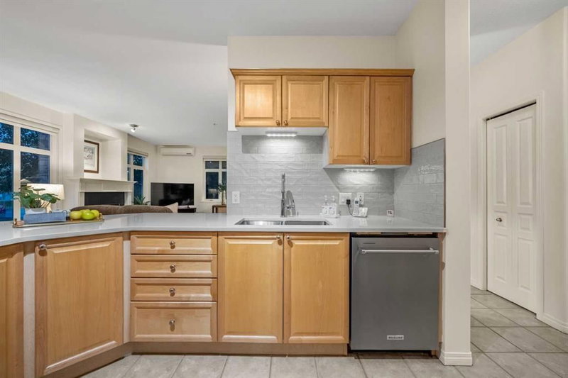 1104 - 1104 Lake Fraser Court SE