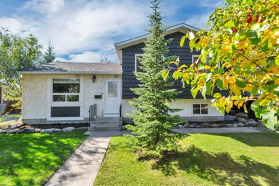 54 Lakeview Crescent