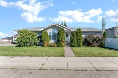 78 Sunset Crescent SW