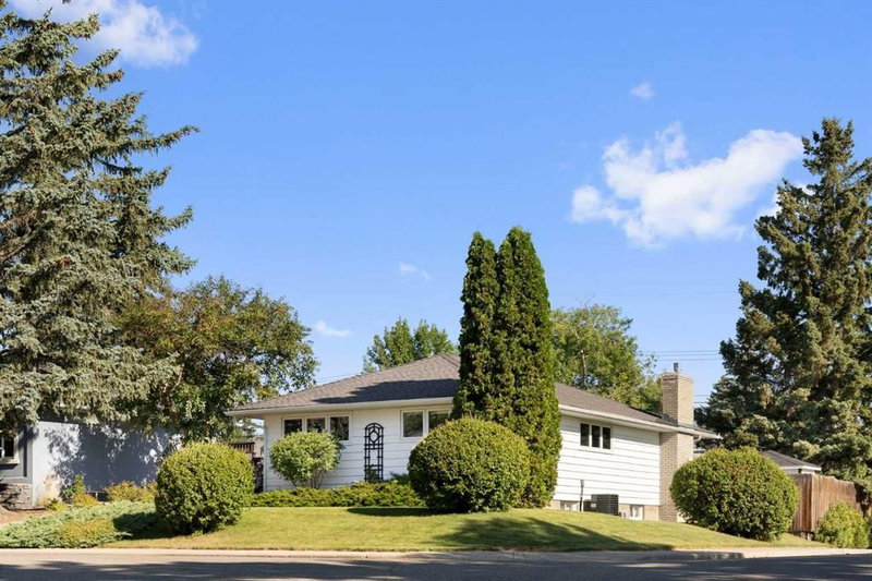 1 Kelwood Place SW