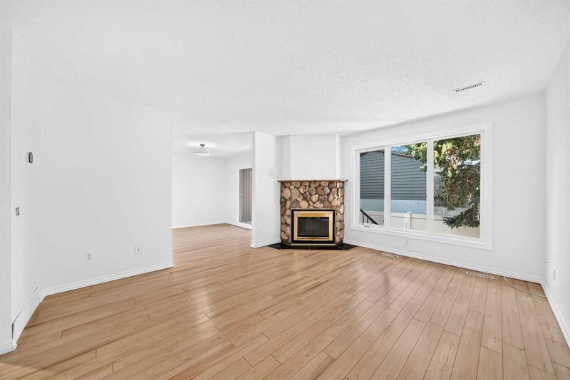 49, 10001 Brookpark Boulevard SW, Braeside — interior photo 5