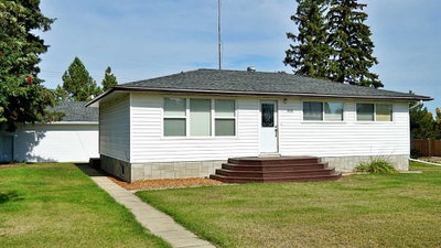 300 3 Street
