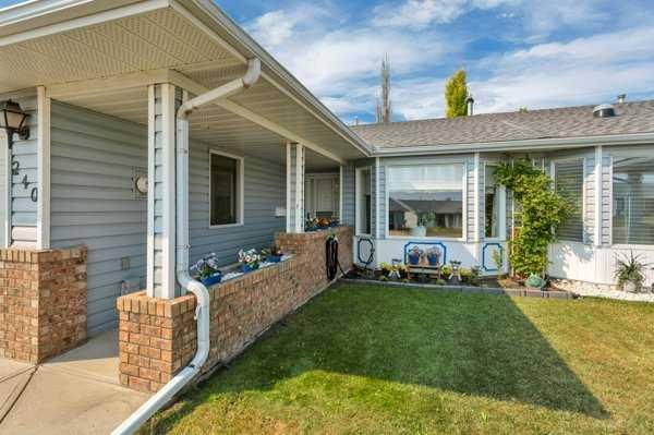 240 Ebert Close