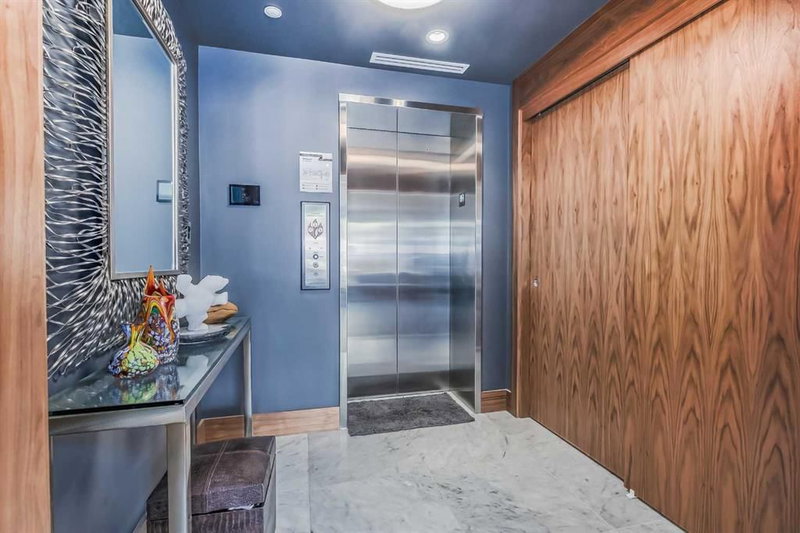 809, 738 1 Avenue SW, Eau Claire — interior photo