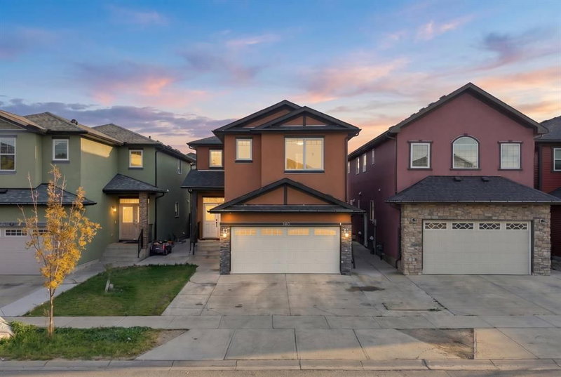 360 Saddlemont Boulevard NE