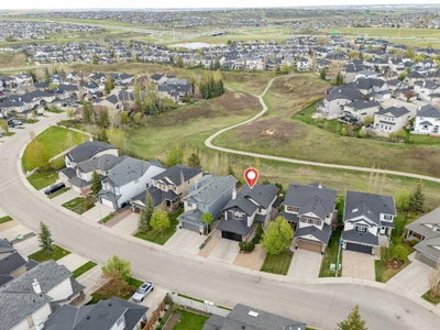 276 Kincora Heights