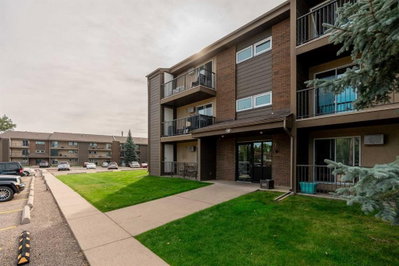 310 - 405 Columbia Boulevard W