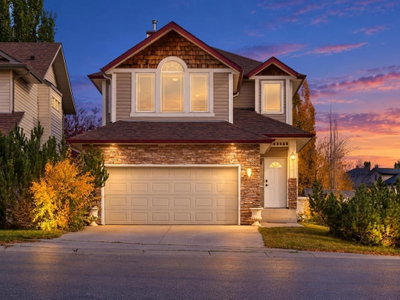 86 Tuscany Ravine Road NW