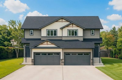320 Edgefield Close