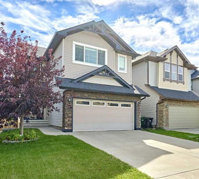507 Panatella Square