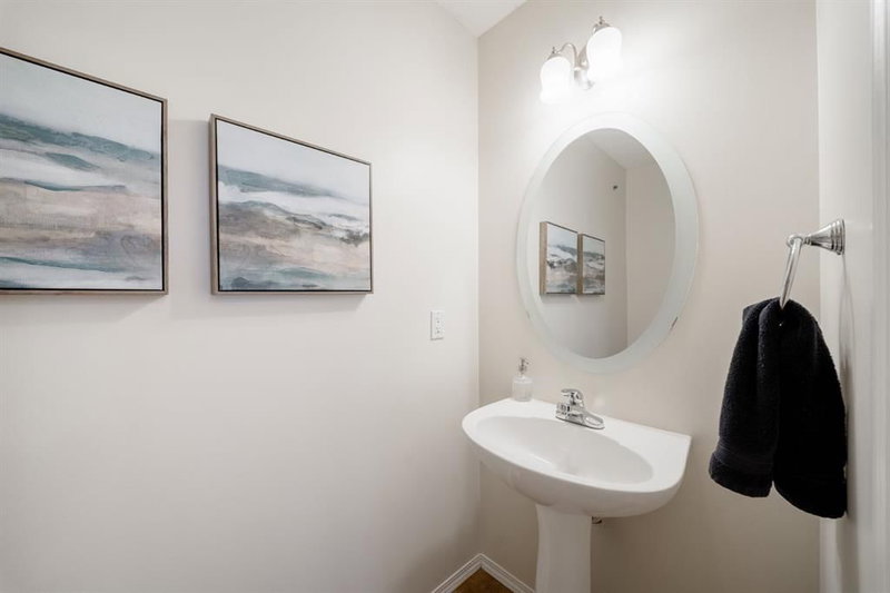 25 Citadel Estates Manor NW, Calgary — listing photo 7