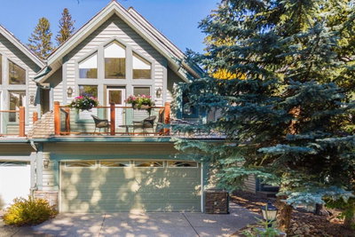 157B Rundle Crescent
