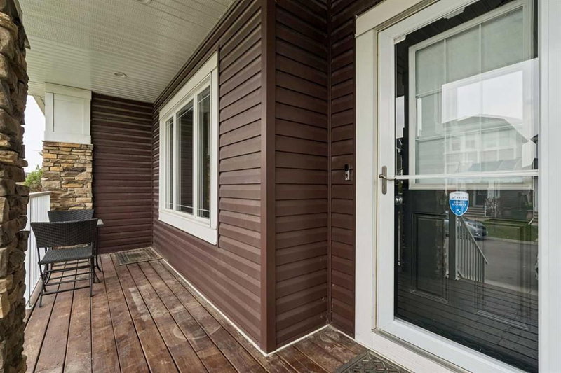 29 Redstone Common NE