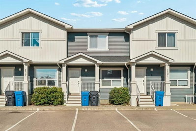 4 - 237 Silkstone Road W