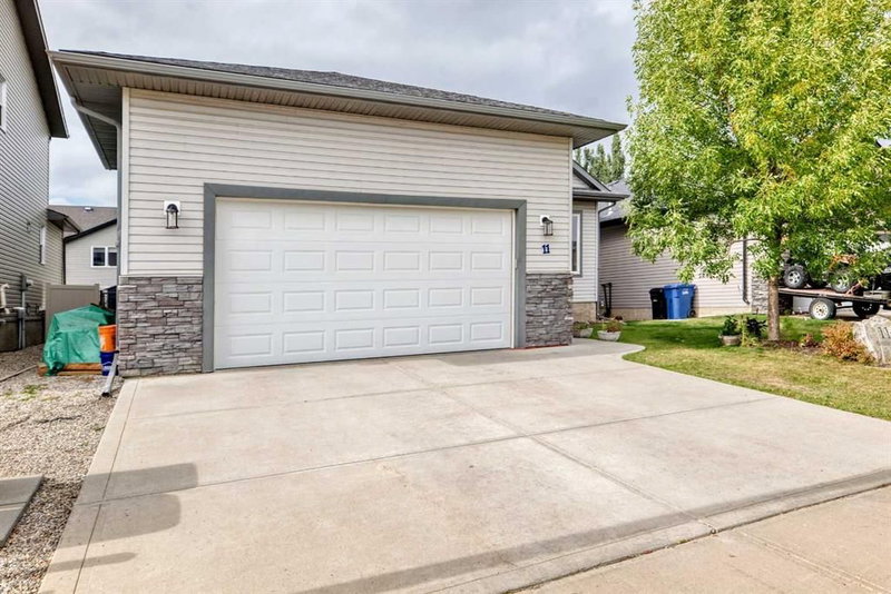 11 Bondar Gate