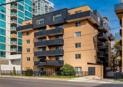102 - 128 15 Avenue SW