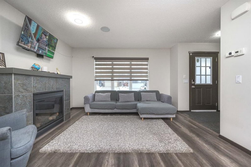 702 Panamount Boulevard NW, Panorama Hills — interior photo