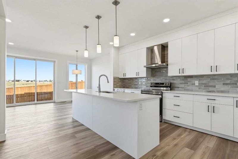 138 Silver Spruce Road SW, Silverado — interior photo