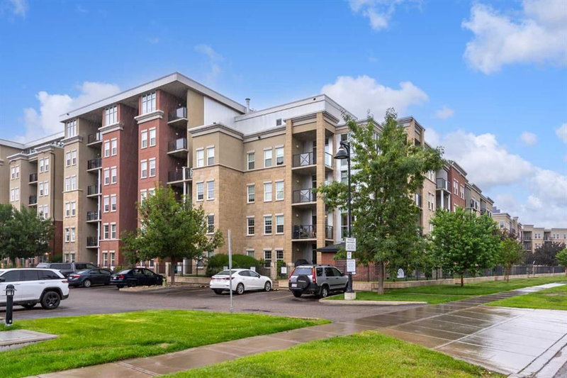1617 - 11811 Lake Fraser Drive SE