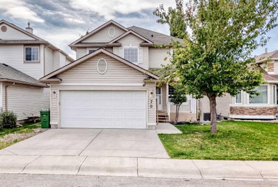 70 Country Hills View