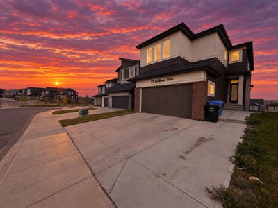 72 Calhoun View NE
