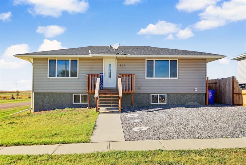 301 3 Street W