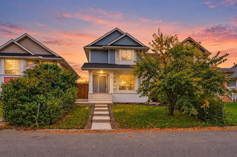 73 Martinridge Crescent NE